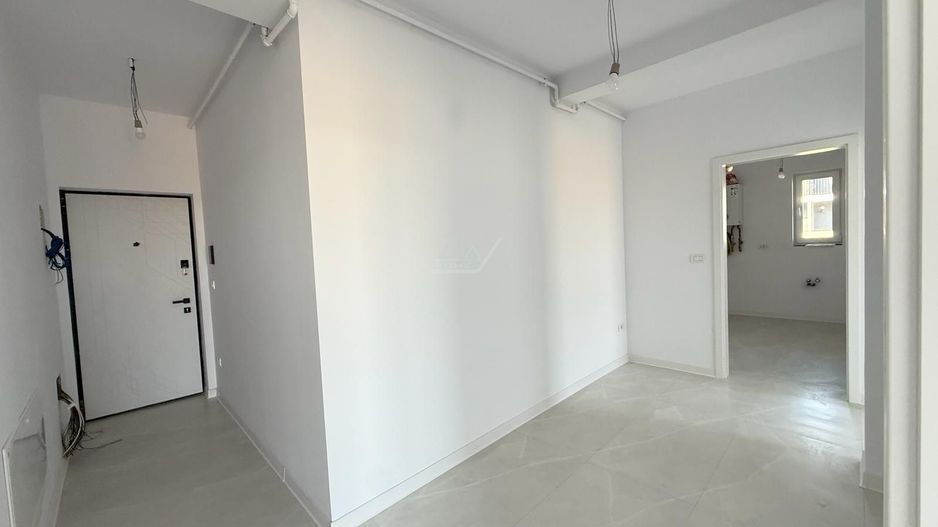 Bloc FINALIZAT la asfalt. Etaj 1. Decomandat. Disponibil imediat. - Poză 9