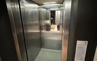 Clădire de inchiriat clinica / birouri - Poză 21