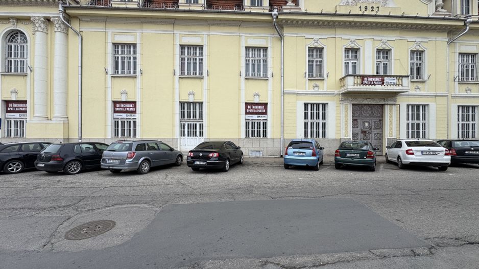 Spatiu la parter in zona Centrala fostul hotel Timisul - Poză 5