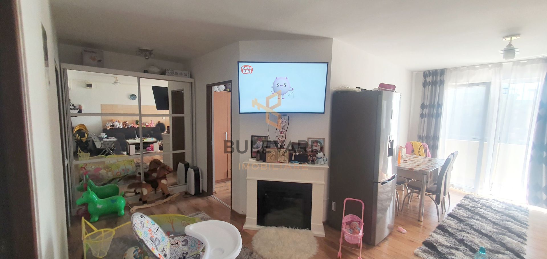 Apartament cu 3 camere+parcare, zona strazii Florilor! - Poză 2