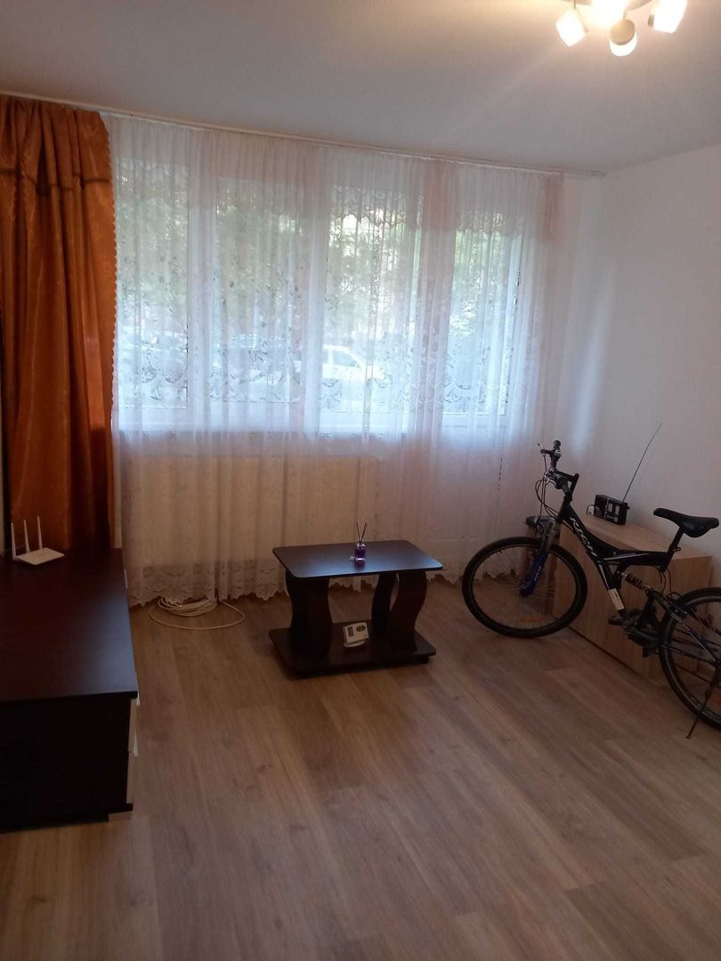Apartament 2 camere Tiglina 1 Complex Francezi - Poză 3
