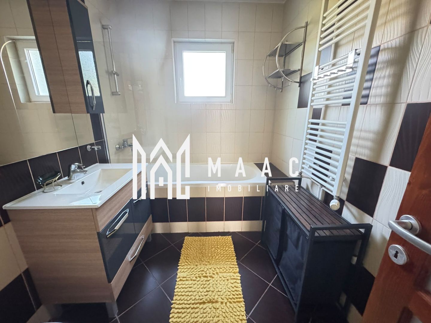 Apartament 3 camere | Gradina | Parcare | Renovat | Selimbar - Poză 9