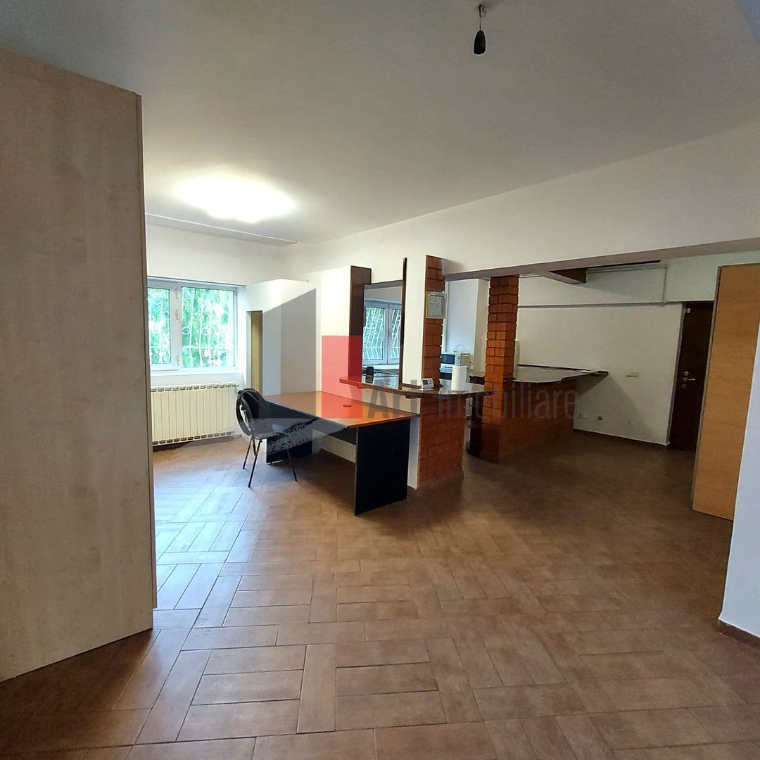 Spațiu birouri ultracentral 100 mp, balcon, mobilat parțial, Nerva Traian - Poză 4