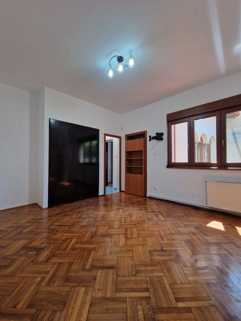 Vila 4 camere pretabila firma - Poză 28