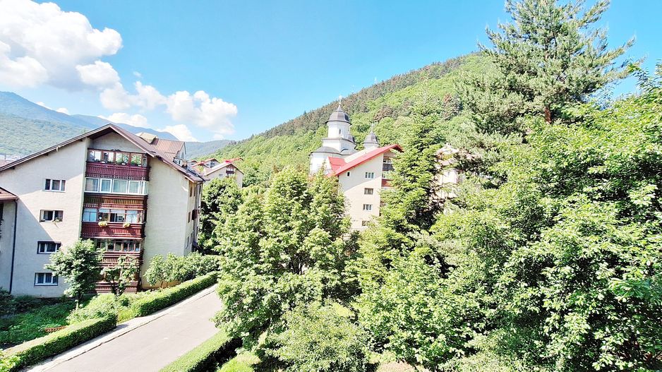 Racadau, apartament decomandat, renovat,  57mp utili, etaj 1, pret 119500 euro - Poză 1