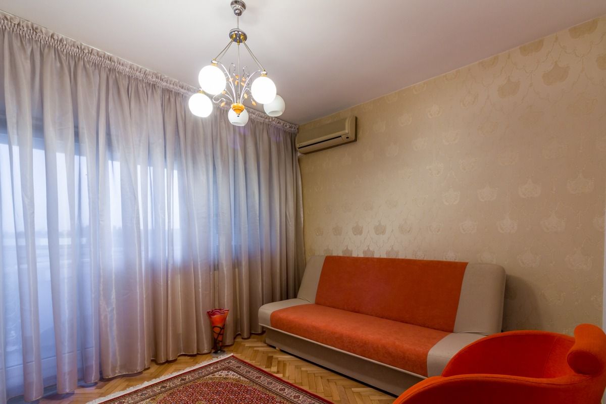 4 Camere de inchiriat, zona Libertății-vedere CASA POPORULUI - Poză 15