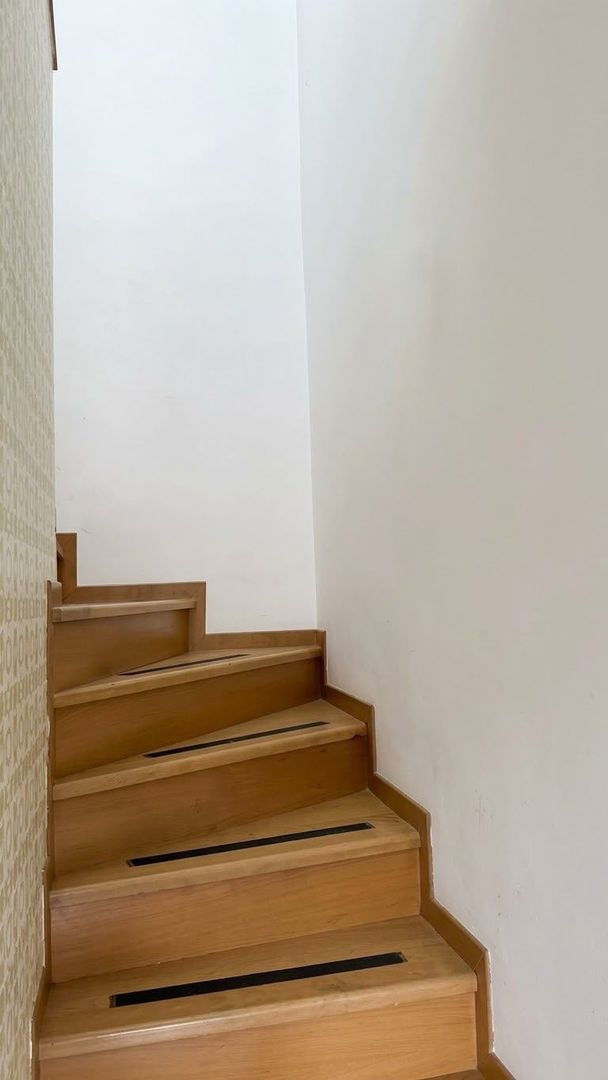 Centrul - Apartament Pe 2 Niveluri - 70 mp Utili - Clima - Poză 8