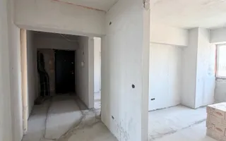 APARTAMENT SPATIOS CU VEDERE PE 2 PARTI - Poză 11