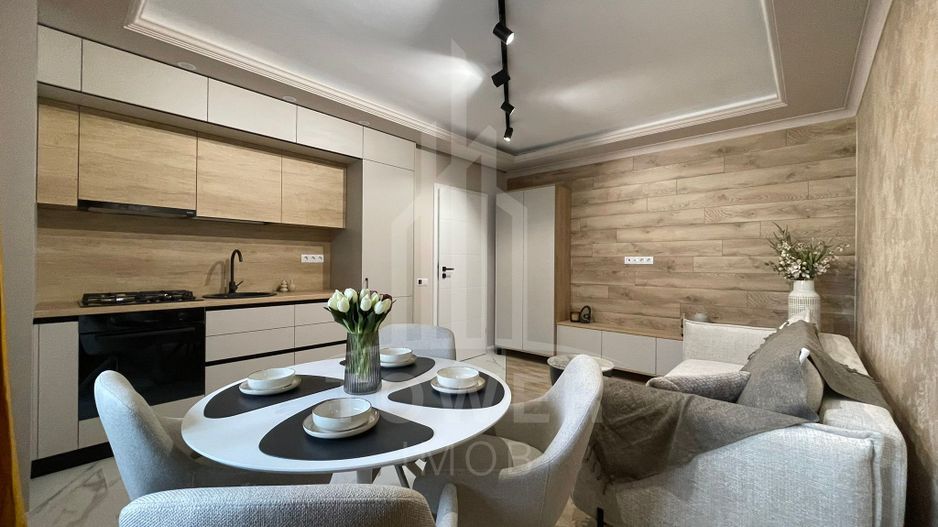 Ansamblu rezidențial, 8 tipuri de apartamente - Poză 3