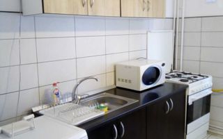 Apartament cu 3 camere Zona Centrala - Poză 6