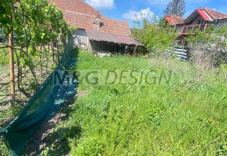 Apart la casa Bogdanestilor  curte  acces cu masina centrala proprie - Poză 20