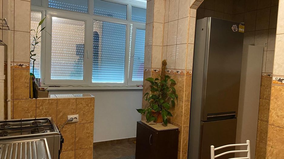 Griviței 2 cam circular, 5/7, mobilat, utilat, centrala proprie - Poză 16