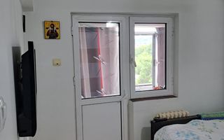 Apartament cu 2 camere decomandate, mobilat complet – Zona Baza 3, etaj 3/4 - Poză 4