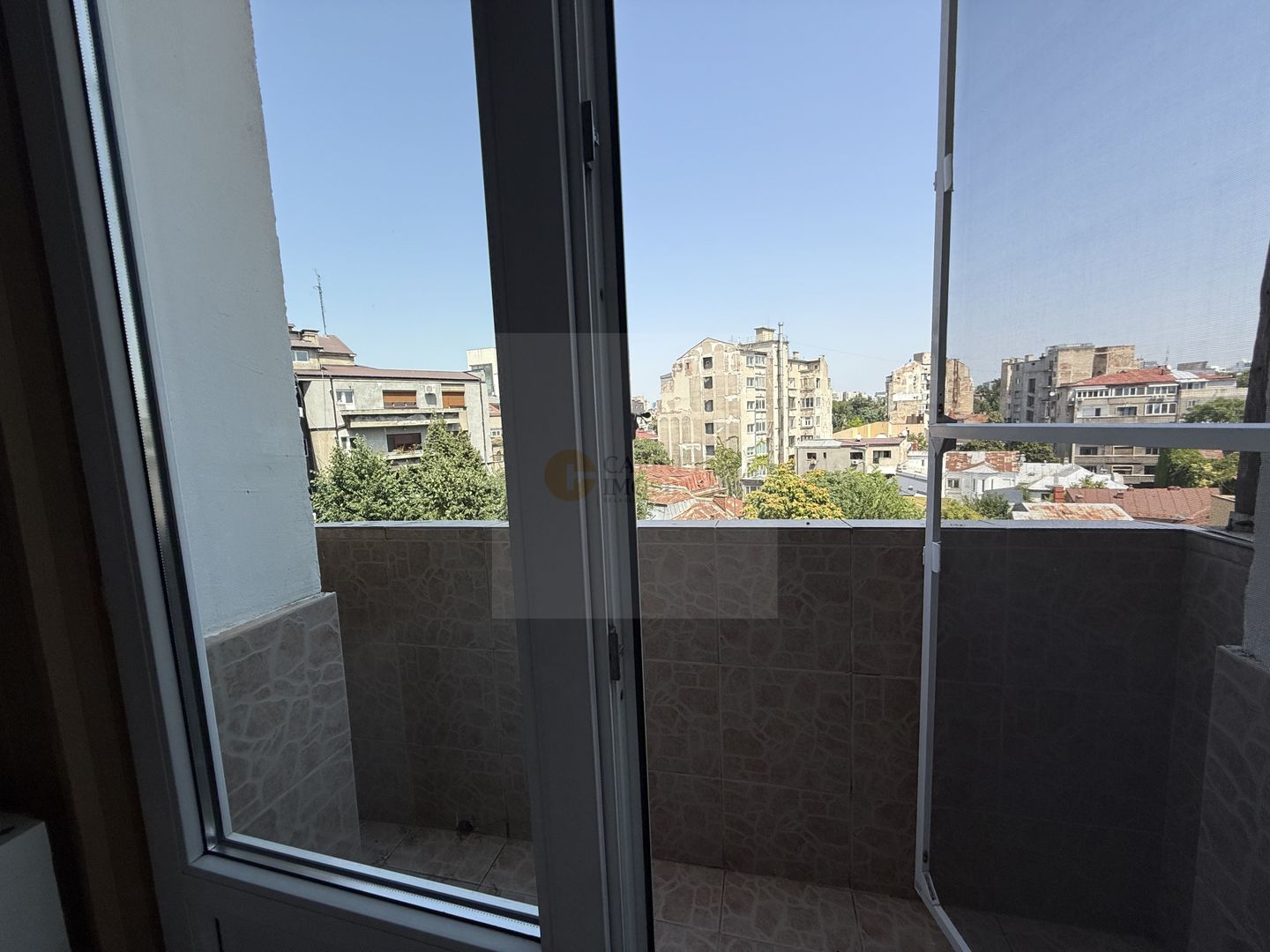 Cismigiu | Apartament cu 2 balcoane – acces din sufragerie si dormitor - Poză 2