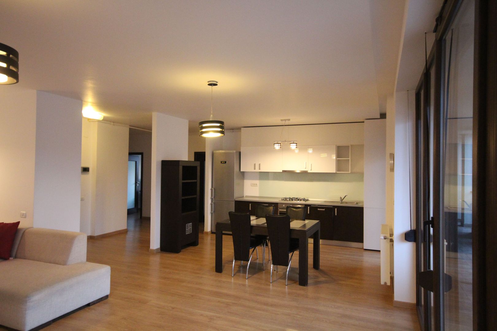 Spațios 4 camere, zona Braytim - Poză 2