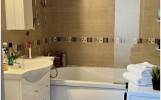 Apartament 3 camere, 70 mp, parcare, et 1, finisat zona Vivo partea de jos - Poză 6