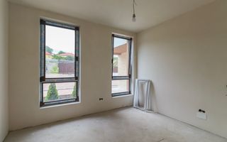 Case cuplate 5 camere si teren de 700 m2 in Feleacu - Poză 18