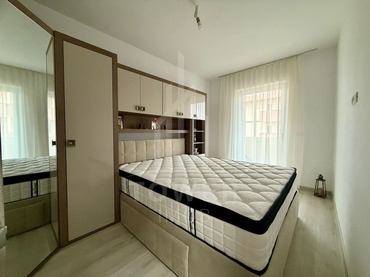 Apartament 3 camere | Prima închiriere | Parcare | Calea Șurii Mici - Poză 1