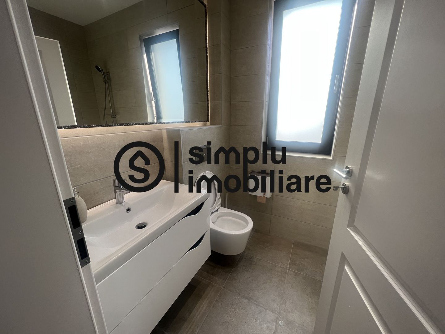 Garsoniera transformata in 2 Camere LUX Zona Stadionului Ion Oblemenco - Poză 11