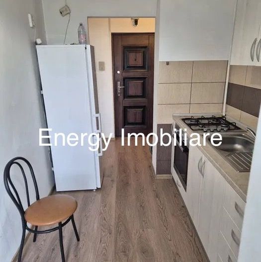 Apartament cu 3 camere,zona Tudor - Poză 7