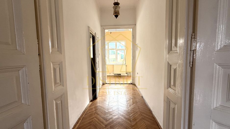 Spatiu pentru birouri, curte interioara si VAD | Balcescu - Poză 7