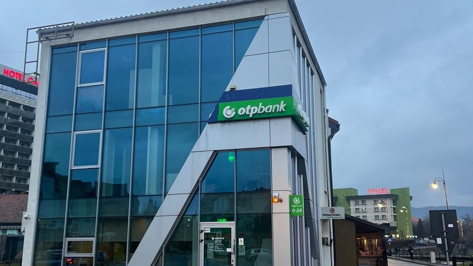 Clădire de vânzare în stațiunea Covasna, amplasare de excepție. - Poză 2