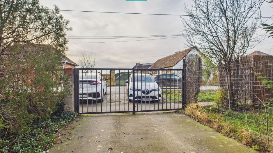 Două locuințe individuale pe 512 mp –  in GIROC - Poză 53