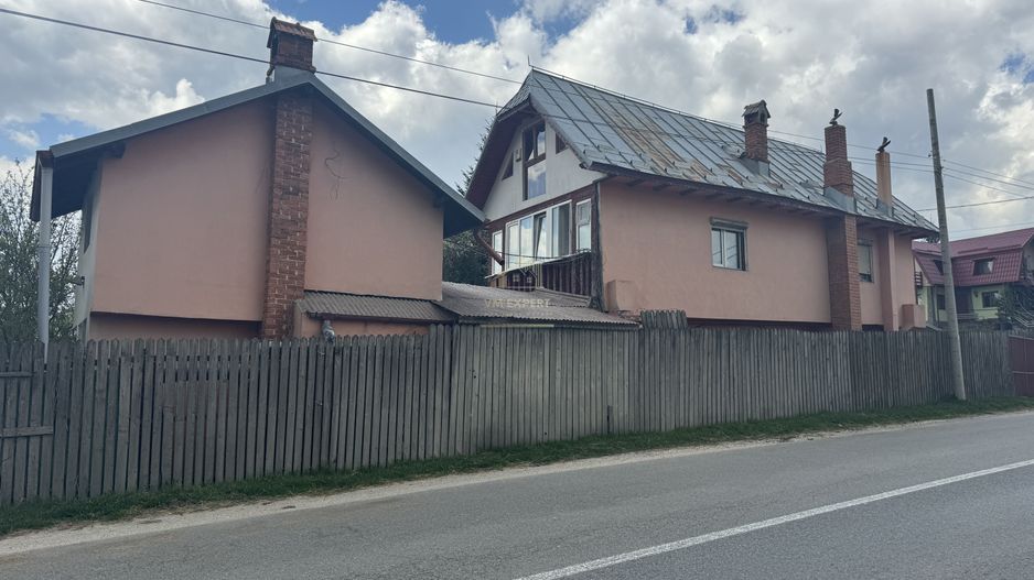 CASA DE VACANTA ZONA RUCAR - POSADA - Poză 50