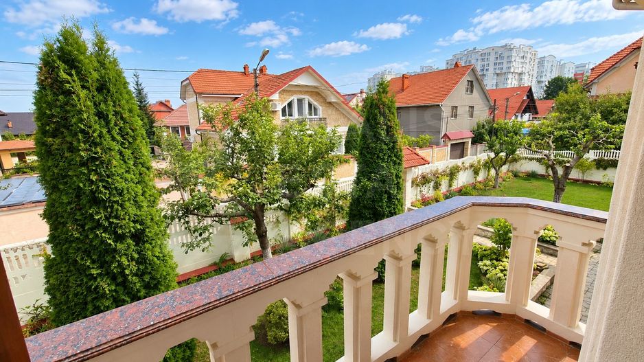 Chirie, casă, 5 camere, Strada Guţu Valentin, Centru - Poză 18