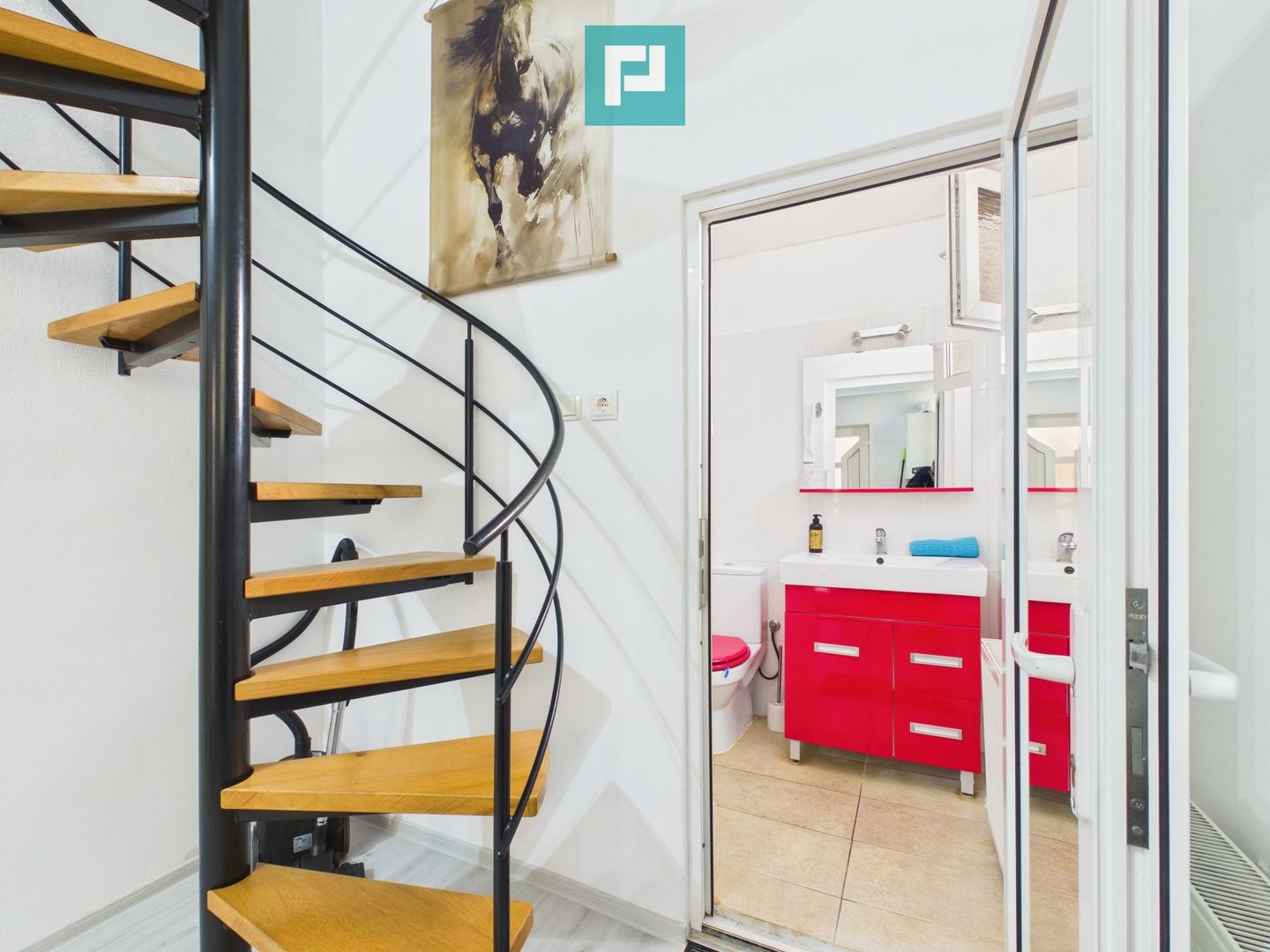 Apartament două camere decomandat ultracentral - Poză 7