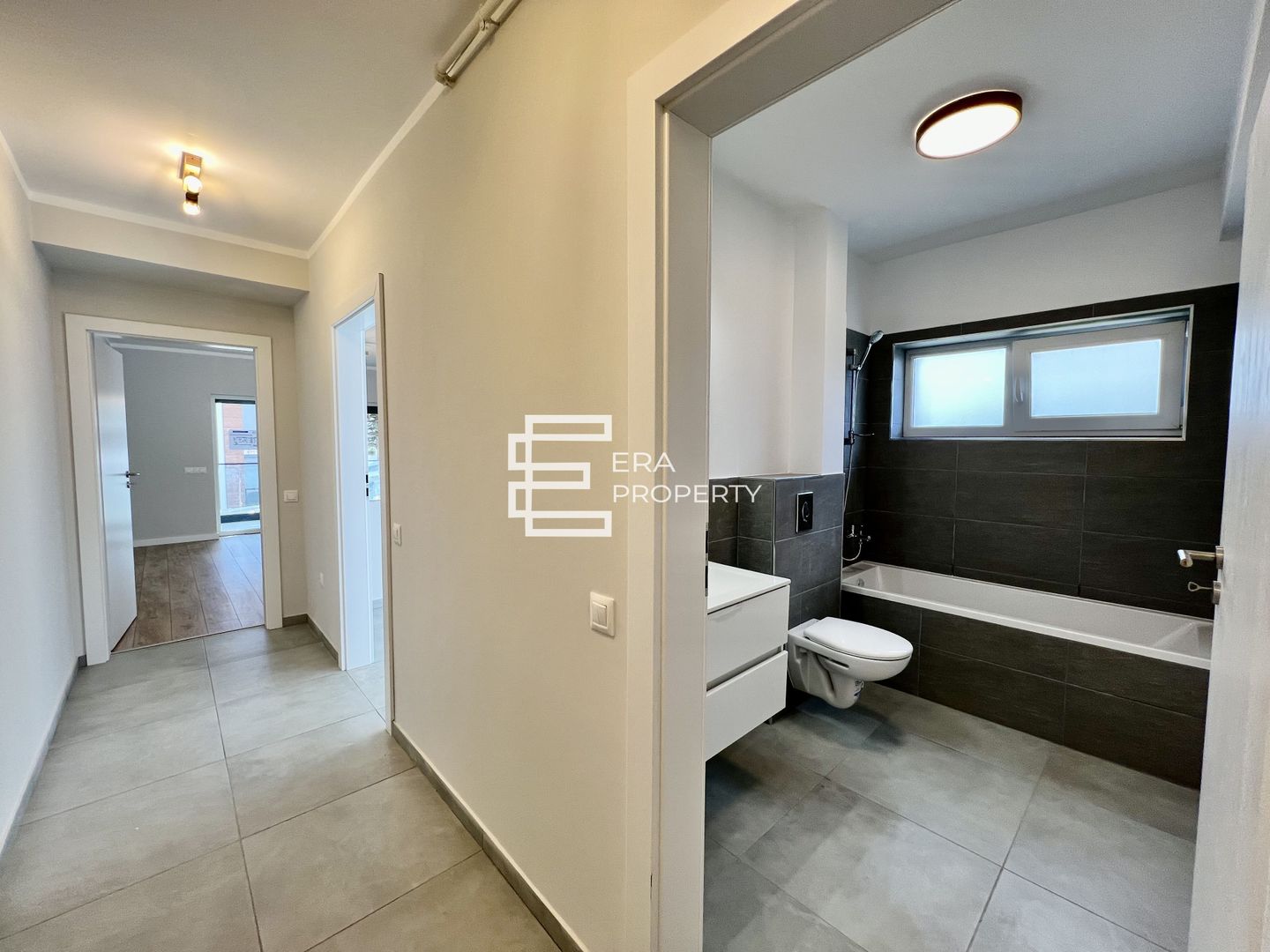 Apartament 2 camere /LA CHEIE/ INTABULAT /zona Aeroport Sibiu - Poză 4