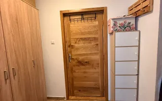 Apartament la casă | Grădină + Anexe | Cisnădie | - Poză 13
