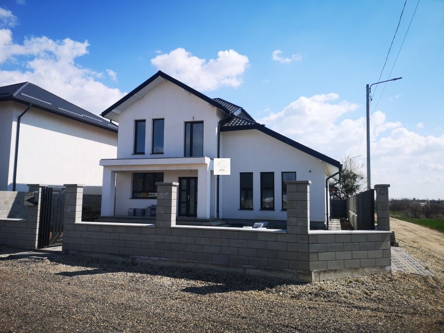 Vila Manastirea Buftea - Poză 1
