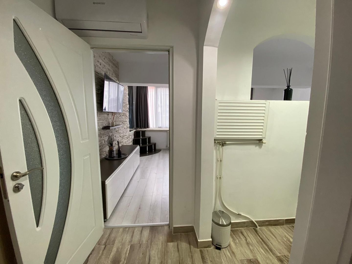 Apartament "la cheie" - 1 camera - de închiriat - Comision 0% - Poză 4