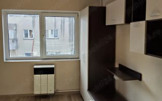 BRASADAS vinde garsonieră situată la etajul 4/ 4 în Micro 17 - Poză 2