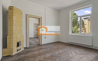 Vila individuala, S+P+E+Pod, curte 500mp, ideal Bistro-caffe, birouri - Poză 23