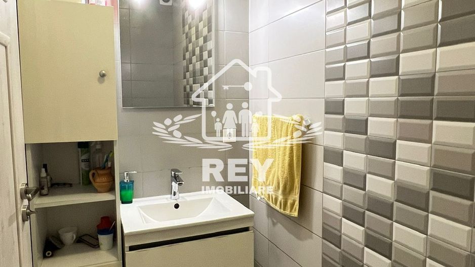 Triplex de vânzare în Șelimbăr 5 camere zona Triajului 3dorm-3băi-3P - Poză 20
