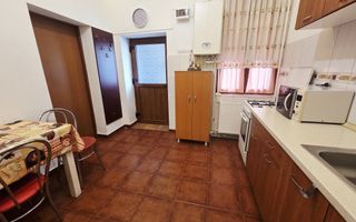 Garsonieră spațioasă de închiriat, ultracentral, la casă - Poză 6