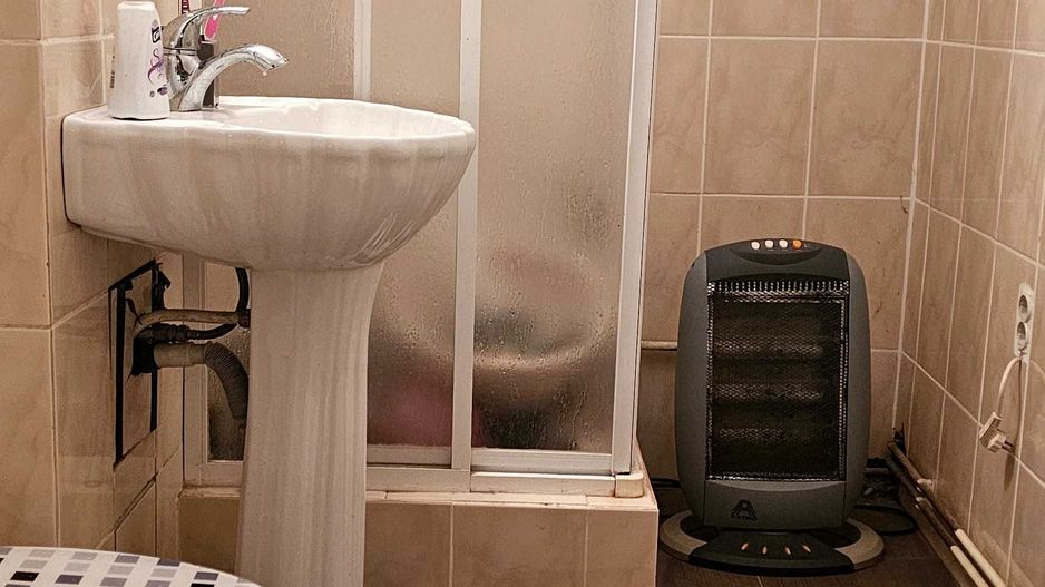 BRASADAS vinde ap 2 cam RENOVAT la PARTER in Micro 16. - Poză 8