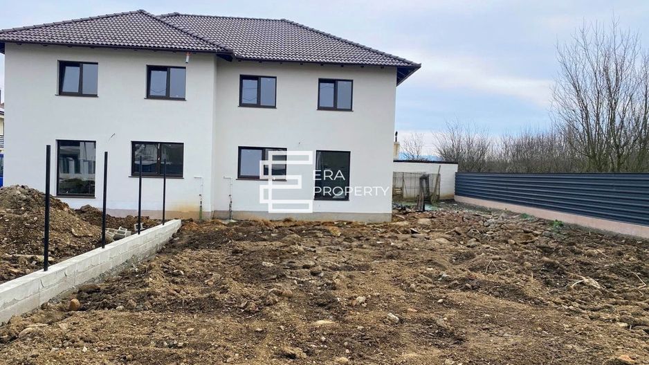 Casa tip duplex 5 camere, teren 480 mp – Șelimbăr, Cartierul Tineretului - Poză 1