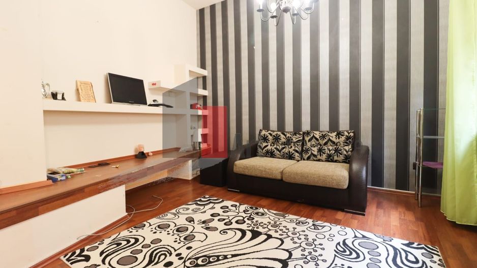 Vila "VARDA" , 200 MP utili, teren 160 mp - Poză 1