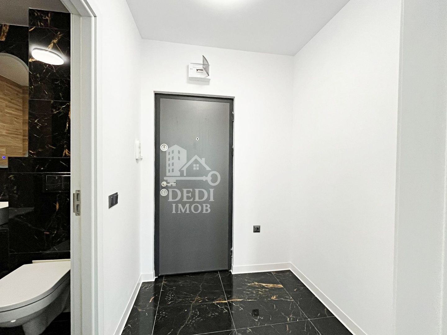 Apartament 1 camere de vânzare in zona Rogerius, Oradea - Poză 4