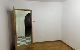 ageuropa.ro vinde apt. cu 4 cam. RENOVAT, 106mp, etaj 1 în zona SOARELUI. - Poză 15