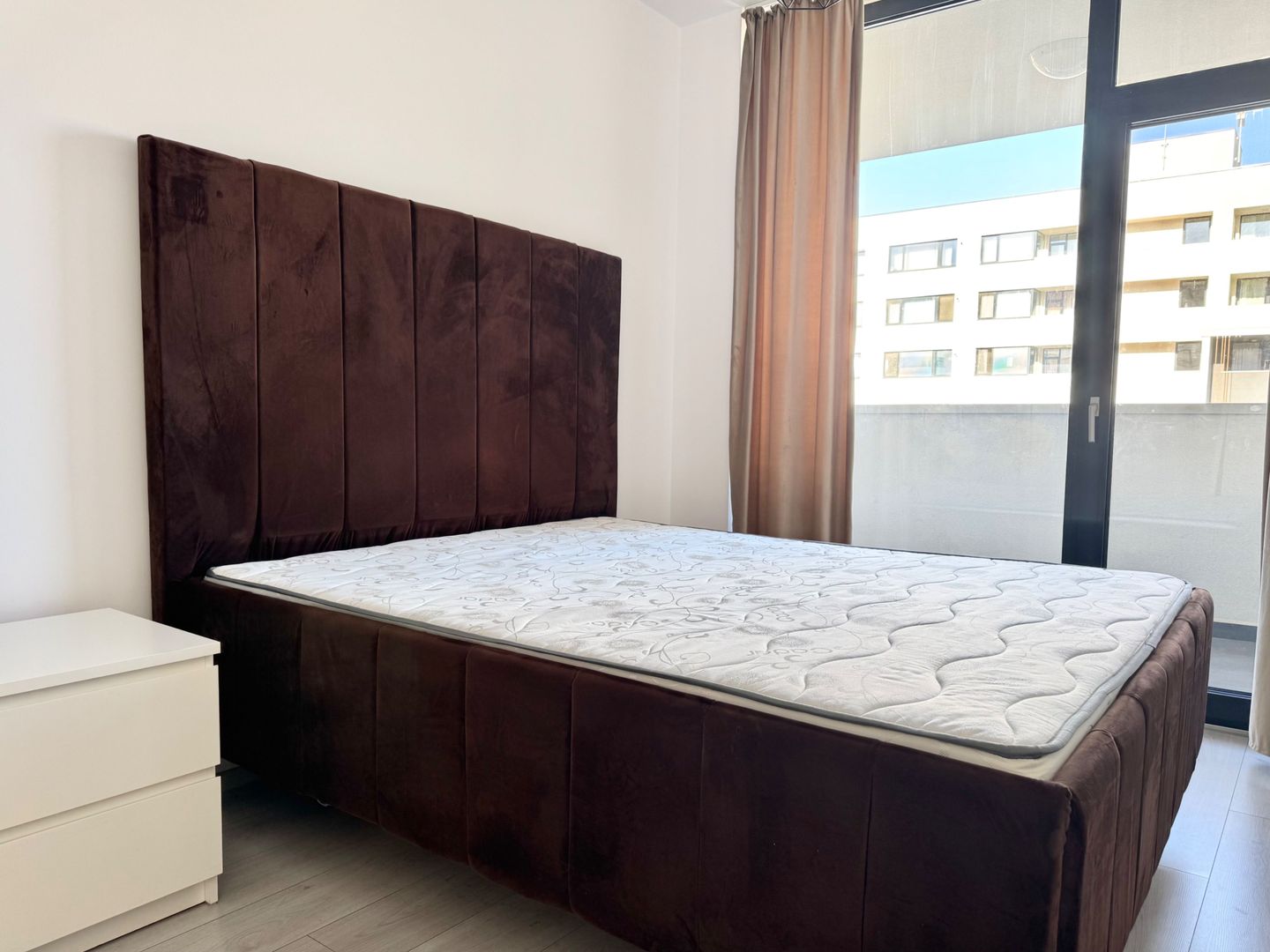 Apartament luminos cu 2 camere, balcon – zona Vox - Poză 16