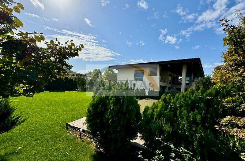 Vila lux de vanzare in cel mai dorit complex din Erou Iancu Nicolae-locatie rara - Poză 33