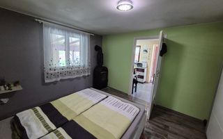 Vand casa 8 camere, 5 bai, 2 garaje, teliucul inferior, teren 1767 mp - Poză 13