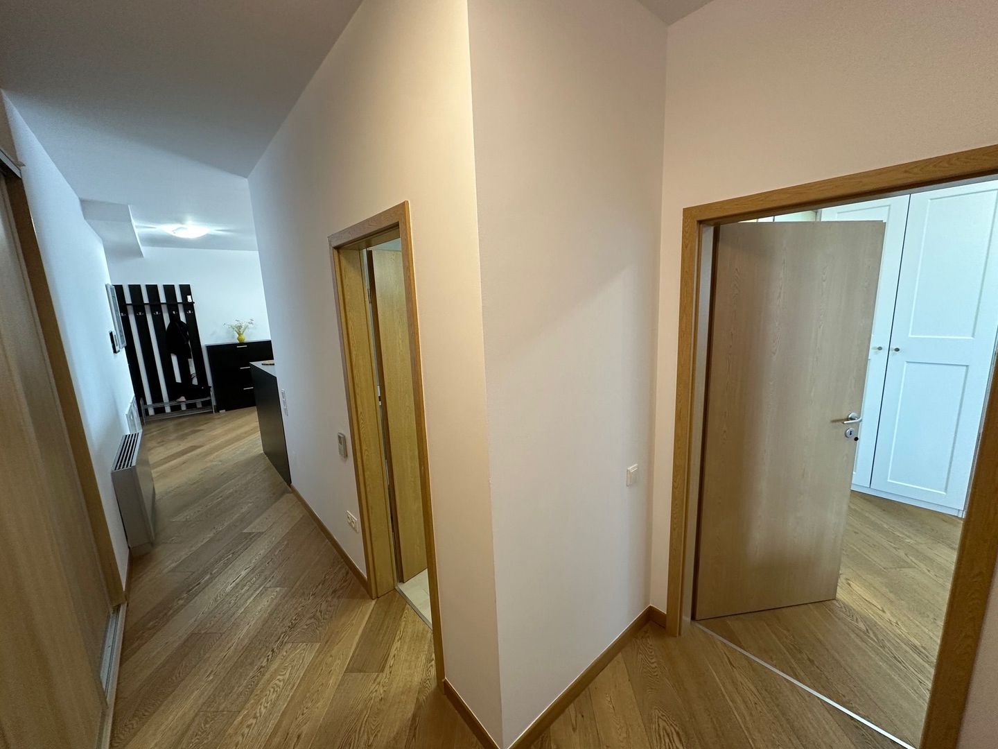 Apartament 2 camere loc de parcare în subteran - Poză 5