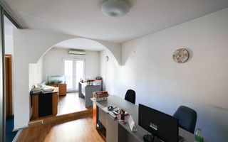 VILA IN DOMENII LOCATIE EXCELENTA - Poză 9