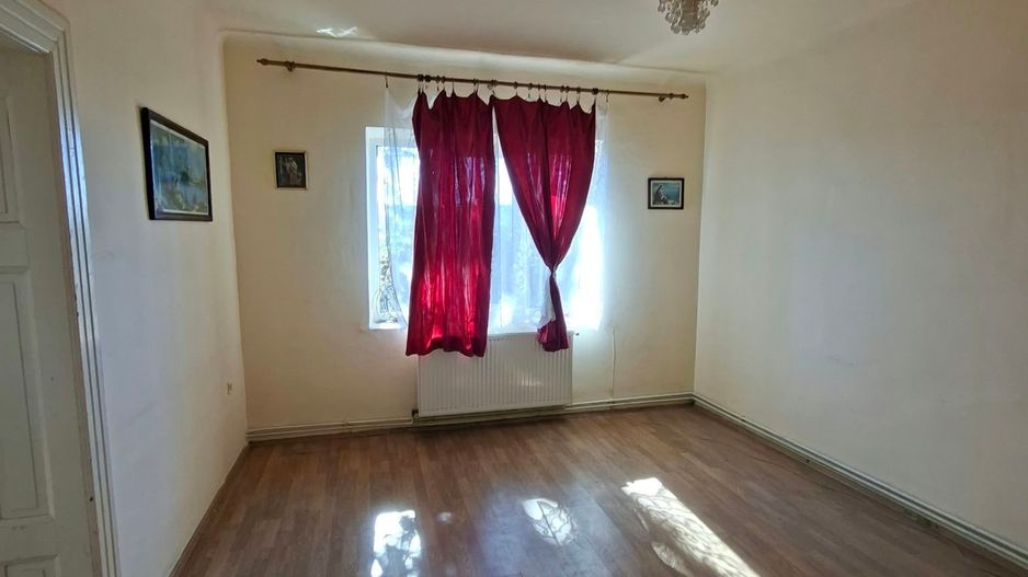 Apartament 2 camere la casa in imobil cu 2 apartamente - Poză 2