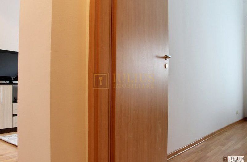 Aradului; parcare privata, include Ctr. A.F.P - Poză 11